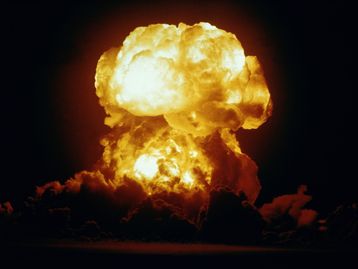 Qual é a distância segura para sobreviver a uma explosão nuclear?