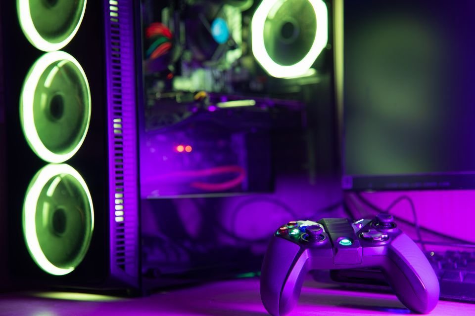 Gabinetes, placas de vídeo, SSDs e mais em oferta na Shopee