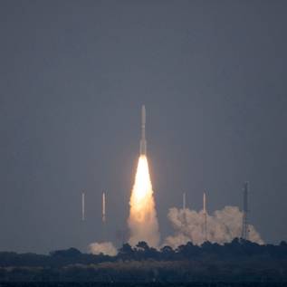 Imagem de Mission Possible: como uma falha em uma cápsula espacial espalhou restos mortais humanos e animais no mar