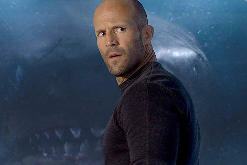 A carreira de Jason Statham e seu sucesso em filmes de ação Com uma presença imponente, olhar determinado e habilidades de combate de tirar o fôlego, Jason Statham conquistou o público ao redor do mundo com seus papéis em filmes de ação. jason-statham.jpg