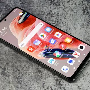 Imagem de Xiaomi pode 'copiar' design do iOS 26 no HyperOS 3; confira imagens