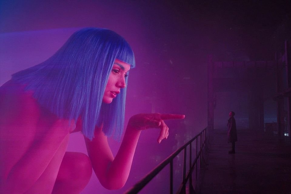 Filmes distópicos: futuros sombrios e reflexões atuais 2 Blade Runner 2049, exemplo de filme distópico