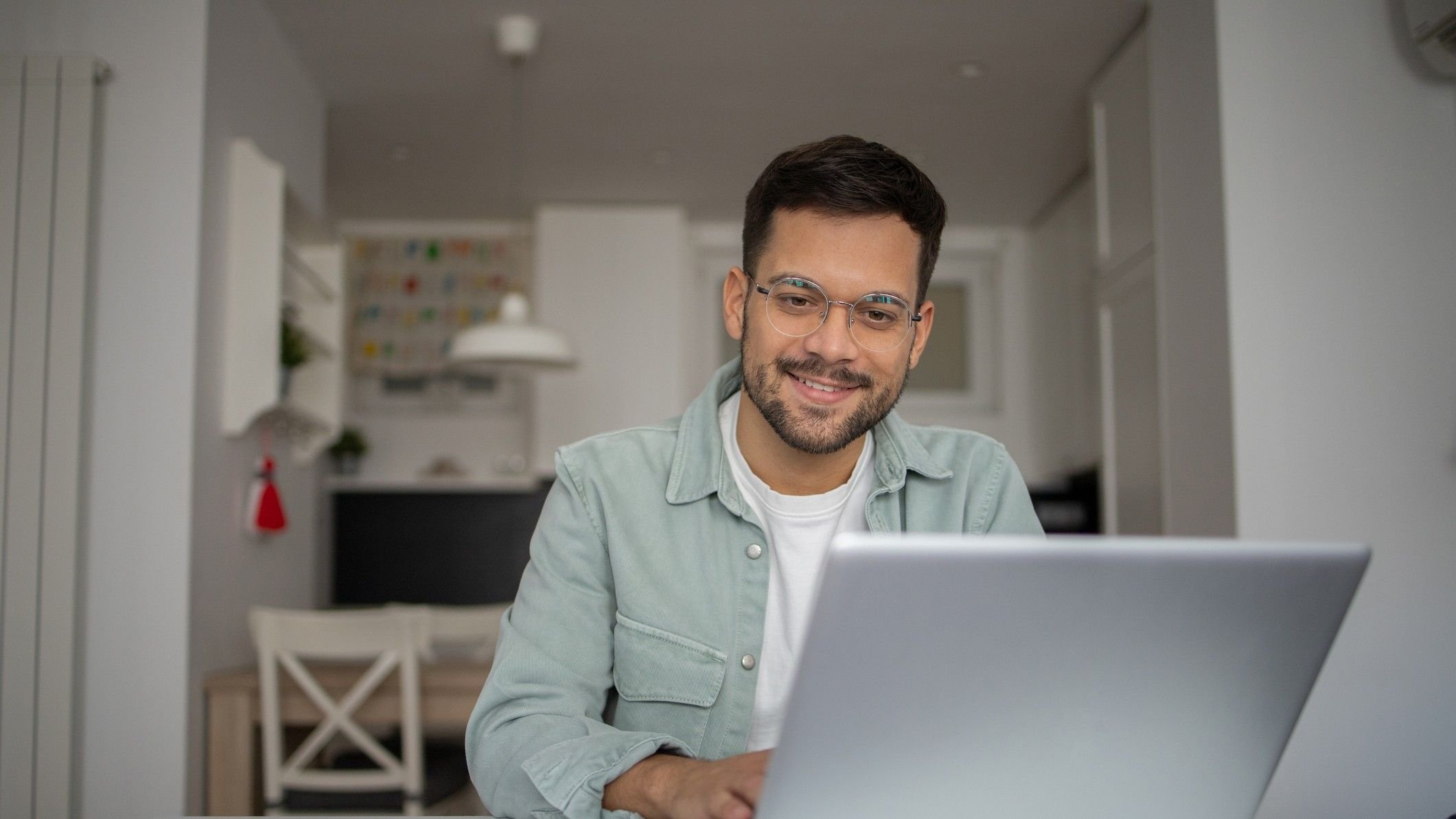 Home office: 60 vagas para trabalho remoto internacional [04/07]
