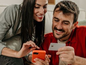 Caixas de som, monitores, smartwatches e mais com até 73% OFF na Ressaca 7.7 da Shopee