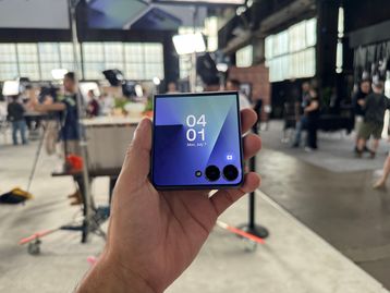 Samsung lança Galaxy Z Flip 7 com tela maior e Z Flip 7 FE ‘baratinho’; confira detalhes