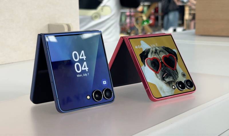 Galaxy Z Flip 7 tela.jpg