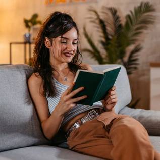Imagem de Ofertas antecipadas do Prime Day tem livros de Brandon Sanderson, Rick Riordan, Bobbie Goods e mais com até 50% OFF 