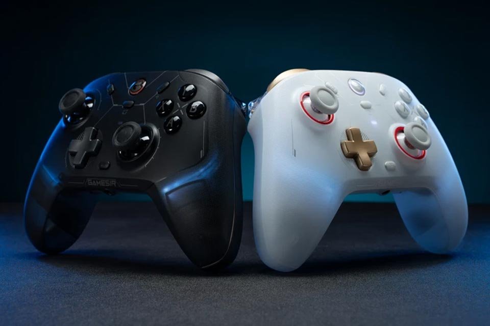 Ofertas AliExpress já no Brasil: caixas de som, fones sem fio, controles de videogame e mais Está rolando uma promoção de meio de ano no AliExpress com muita coisa legal a preços bem mais baixinhos. Temporariamente, você encontra uma grande variedade de Ofertas de Férias na plataforma, sendo uma oportunidade e tanto para economizar bastante. Controle-GameSir-Cyclone-2-960x640.jpg