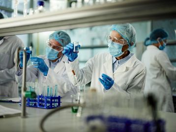O que é um cientista? Características, áreas de atuação e salário