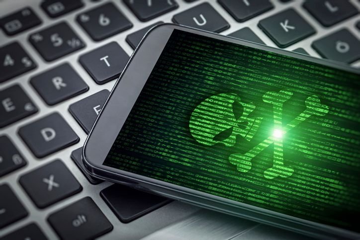 China utiliza software para extrair dados de celulares apreendidos 2 ilustração de um celular com um ícone de cadeado aberto