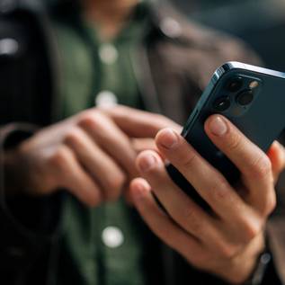 Imagem de Google Gemini agora faz ligações para lojas em nome dos usuários; saiba como funciona