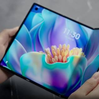 Imagem de Marca chinesa revela conceito de smartphone dobrável 'trifold' com apenas 3,49 mm