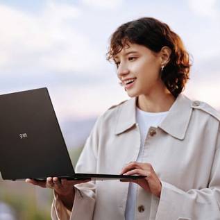 Imagem de LG Gram: linha de notebooks ganha modelos com RTX 5050 e bateria de 27 horas