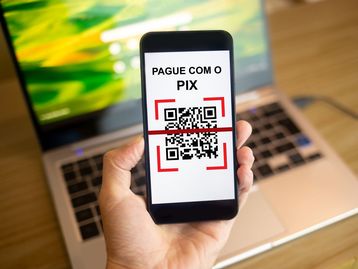 'O futuro do dinheiro': Prêmio Nobel de Economia faz elogios ao Pix