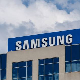 Imagem de Musk anuncia acordo de US$ 16 bi da Tesla com a Samsung, que fabricará chips A16
