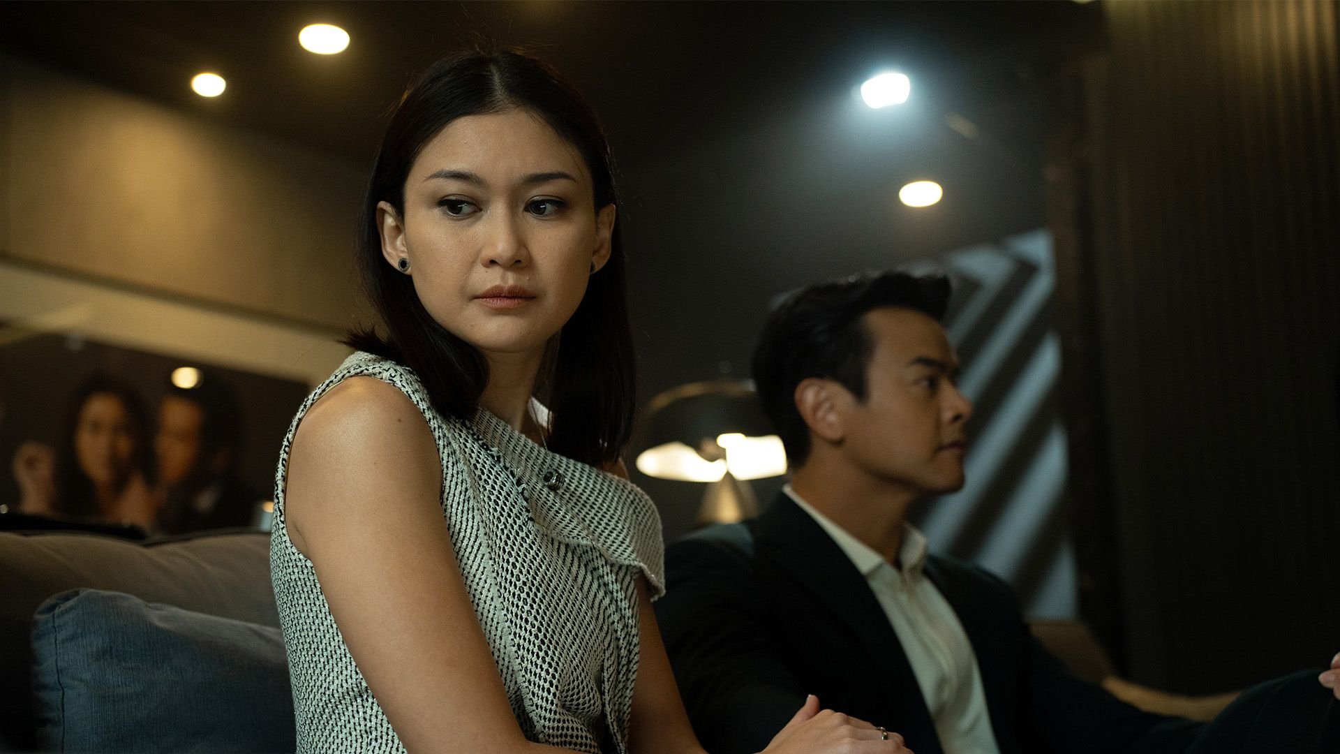 Entenda o final de Uma Mulher Comum, filme que está bombando na Netflix Desde que estreou, o filme Uma Mulher Comum vem ocupando o Top 10 da Netflix, fazendo companhia a diversos outros títulos que vêm dando o que falar na plataforma de streaming. O novo longa, original da Indonésia, traz um drama marcante e cheio de suspense. uma-mulher-comum.jpg