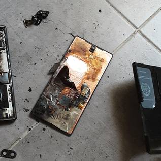 Imagem de Pixel 6a pega fogo durante a recarga mesmo após atualização de correção do Google