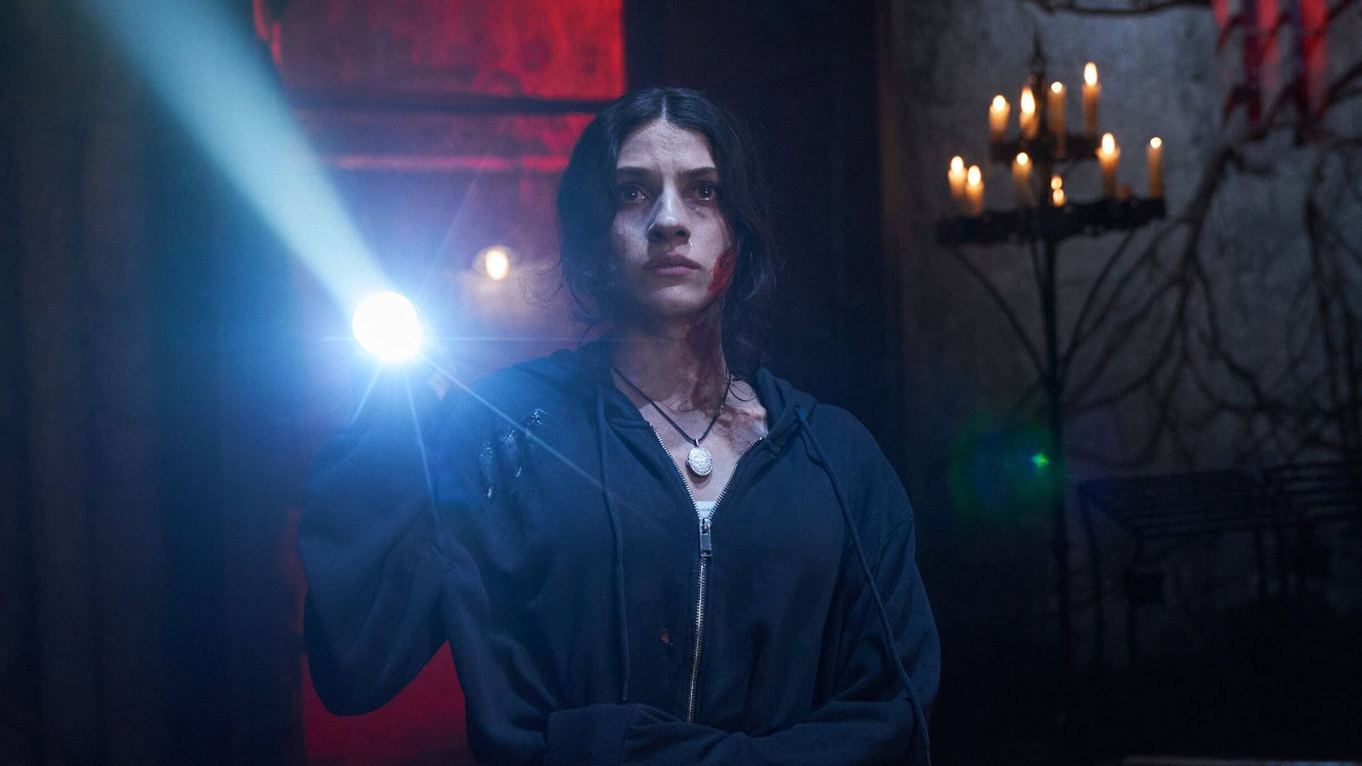 Final explicado de Until Dawn: Entenda como termina o filme de terror As adaptações do videogame para a televisão e cinema estão em alta nos últimos anos, e o mais novo título do gênero a desembarcar nas plataformas de streaming é o filme Until Dawn: Noite de Terror. O longa acaba de chegar na HBO Max trazendo uma história de terror repleta de sustos, mistério e muito "gore". Final explicado de Until Dawn: Entenda como termina o filme de terror