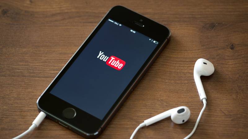 youtube-usara-ia-para-classificar-contas-de-menores