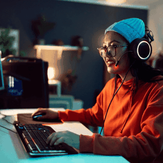 Imagem de LG UltraGear OLED GX9: conheça o novo monitor gamer da LG