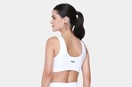Imagem de Netshoes tem tênis, roupas e acessórios Fila com até 57% OFF e cupom; confira oportunidades