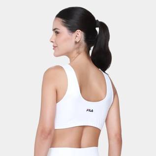 Imagem de Netshoes tem tênis, roupas e acessórios Fila com até 57% OFF e cupom; confira oportunidades