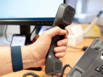 Polícia Civil de SP desmonta 'megacentral' de golpes de telemarketing em SP