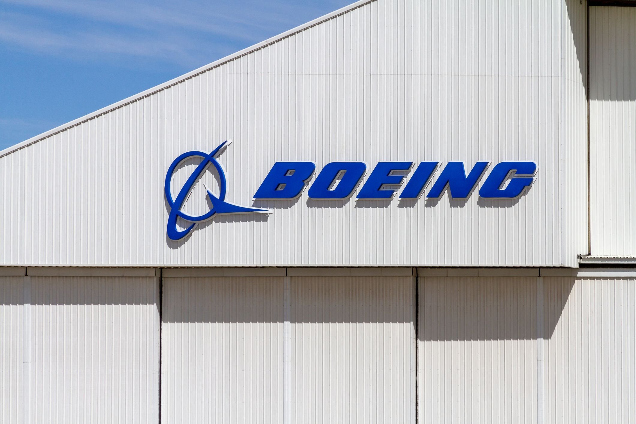 Boeing supera previsões e aumenta receitas no 2º trimestre