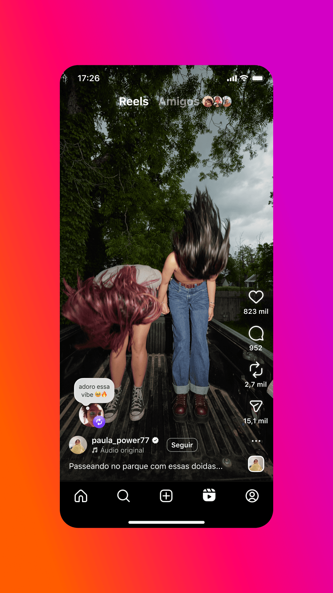Instagram ganha várias novidades, inclusive repost de Reels no feed O Instagram anunciou nesta quarta-feira (06) um conjunto de novidades que prometem aproximar ainda mais os usuários de seus amigos na rede social. Entre os destaques estão melhorias no feed do Reels e o novo Mapa de Amigos, que permite compartilhar sua localização ativa mais recente com seguidores mútuos. Instagram ganha várias novidades, inclusive repost de Reels no feed