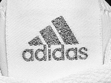 Garrafas, tênis Adidas e mais com até 50% OFF na Netshoes