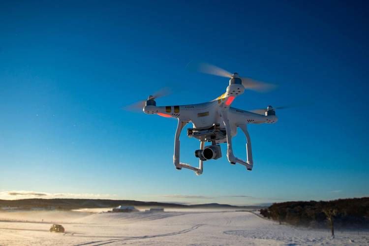 como funciona o drone.jpg