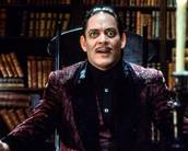 A triste história por trás da morte de Raul Julia, de A Família Addams