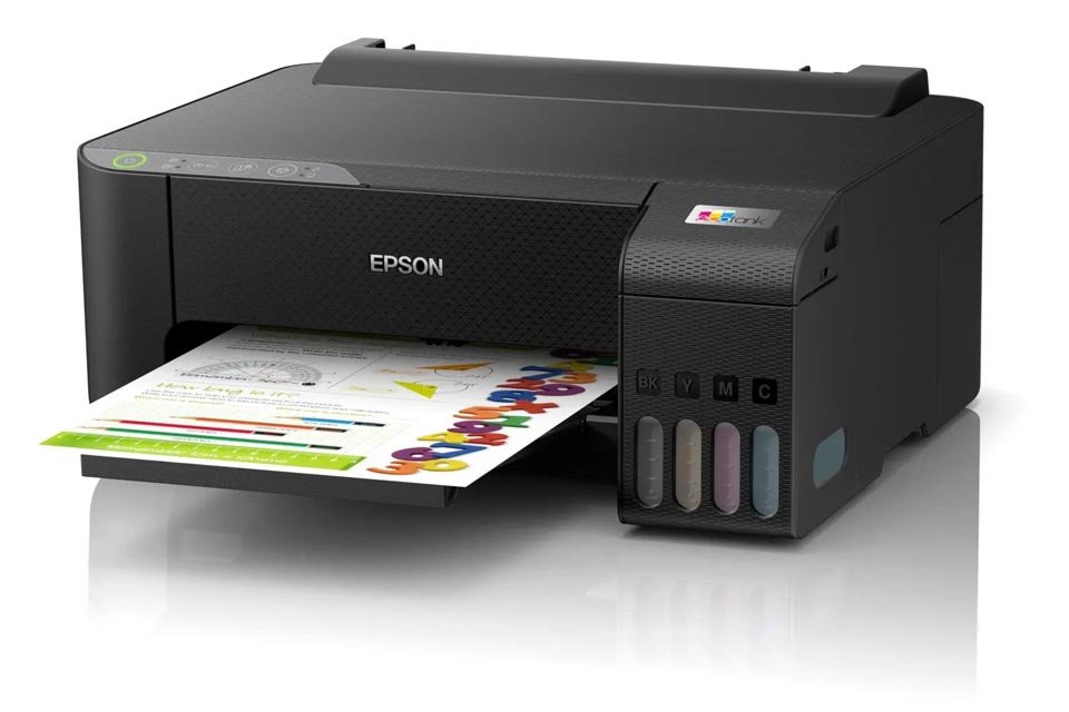 Impressoras Epson, HP e mais modelos bem avaliados em promoção As impressoras seguem sendo grandes aliadas no nosso cotidiano, possibilitando passar para o papel desde documentos, relatórios, trabalhos escolares e até mesmo fotografias. Indispensáveis em escritórios, elas também são muito populares em residências em todo o mundo seja para auxiliar na rotina de estudos ou no trabalho em home office, por exemplo. Impressora-Multifuncional-Epson-Ecotank-L1250-960x640.jpg