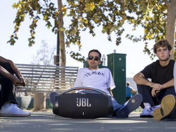 Cupom Shopee oferece JBL Boombox 3 pelo menor preço; aproveite