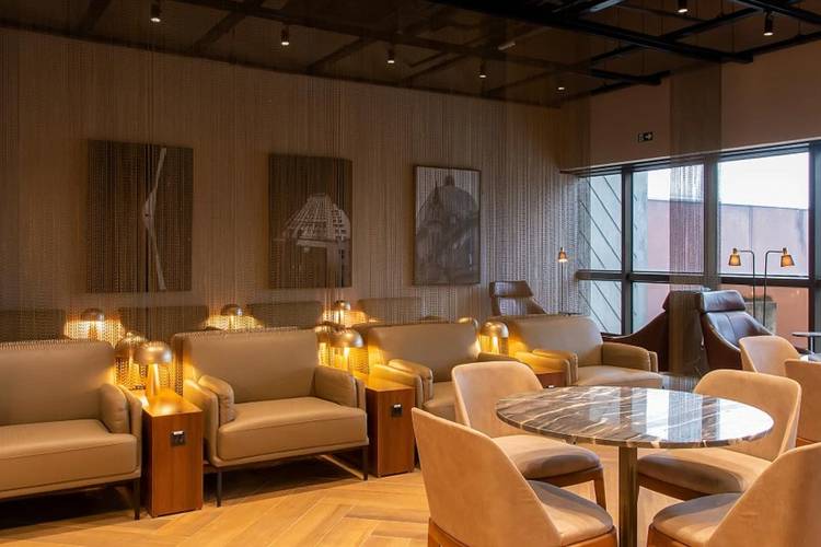 kaspersky-w-premium-lounge-960x640.jpg
