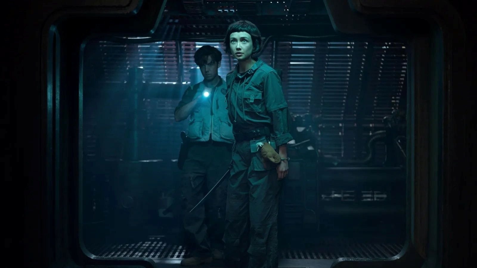 5-Corporacoes-Alien-Earth-03.jpg