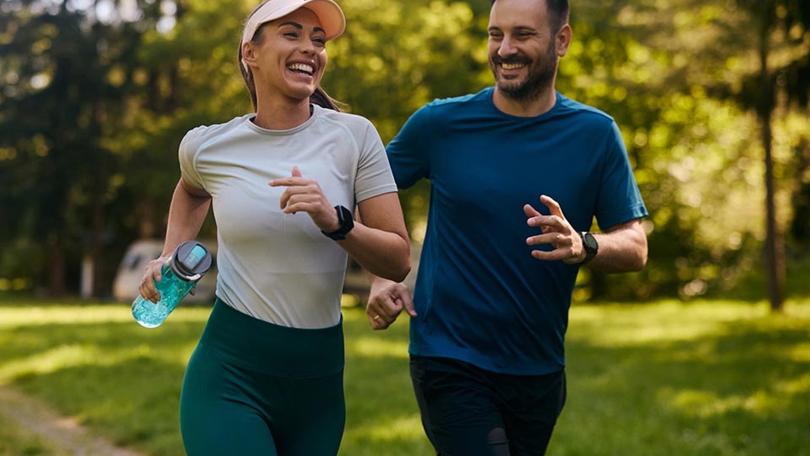 Hora da corrida: tênis, smartwatches, fones e mais com até 70% OFF na Shopee