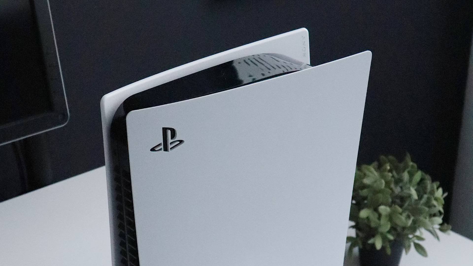 PS6 portátil terá função que dará dor de cabeça ao Switch 2, diz rumor O próximo grande passo da Sony no mercado de consoles pode vir com um detalhe capaz de alimentar a competição da empresa com a Nintendo. De acordo com novos rumores, o PlayStation 6 portátil, ainda em desenvolvimento sob o codinome Canis, deve chegar com um recurso já muito conhecido dos fãs da Big N: a possibilidade de ser conectado a uma base e usado diretamente na TV, assim como o Switch. ps5-jogo-gratis.jpg
