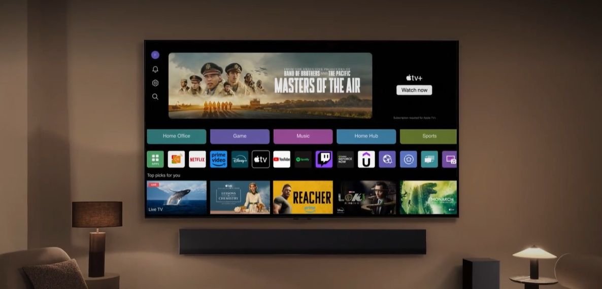 Não compre agora! 7 Smart TVs que devem ficar mais baratas na Black Friday A tarefa de comprar um novo aparelho de TV é árdua com tantos modelos diferentes. Na pesquisa, você normalmente se depara com várias opções de configuração, que vão do tipo de tela e o tamanho do painel até recursos adicionais. smart-tv-LG-NANO80TSA-sala