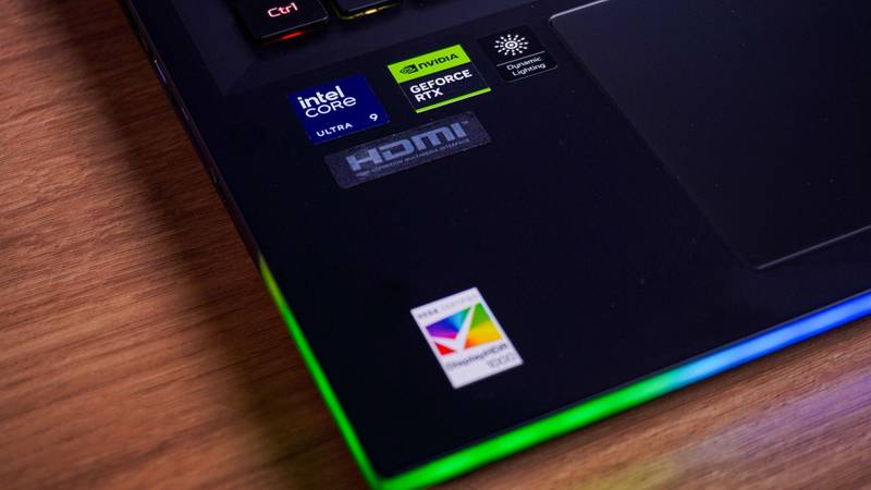 review-predator-helios-18-ai-specs