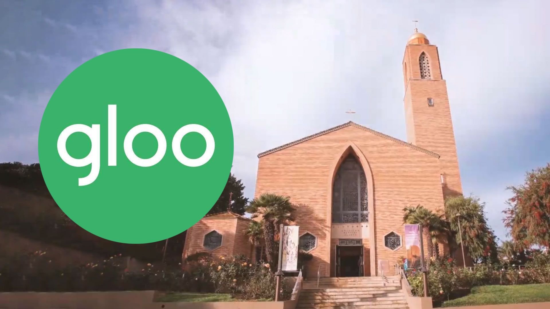 Igrejas viraram data centers? Templos religiosos usam apps como ferramentas de vigilância As igrejas estão se transformando em data centers, e a fé, em um produto monitorável. É o que indica um novo documentário de investigação jornalística da MIT, que expõem como templos religiosos nos Estados Unidos estão usando plataformas de dados e IA como ferramentas de vigilância e proselitismo político. Longe de ser uma novidade inocente, essa tecnologia visa rastrear e perfilar indivíduos vulneráveis, como pessoas endividadas, com problemas de saúde mental ou vícios, para atraí-las e, em última instância, radicalizá-las. Gloo igreja church fé