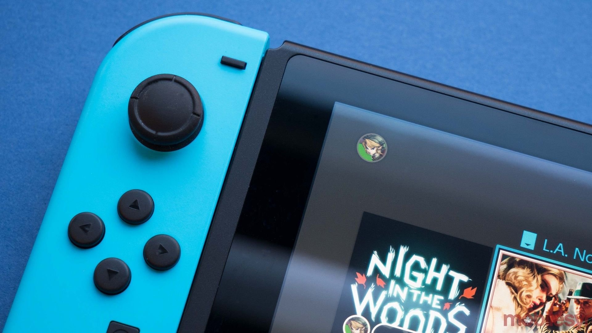 Modder do Switch é condenado a pagar US$ 2 milhões para a Nintendo Um modder norte-americano foi condenado a pagar US$ 2 milhões à Nintendo após comercializar consoles Switch modificados e dispositivos que permitiam a pirataria. O caso envolve Ryan Daly, fundador da Modded Hardware, que chegou a se defender sem advogado e ignorou notificações prévias da gigante japonesa. Modder do Switch é condenado a pagar US$ 2 milhões para a Nintendo