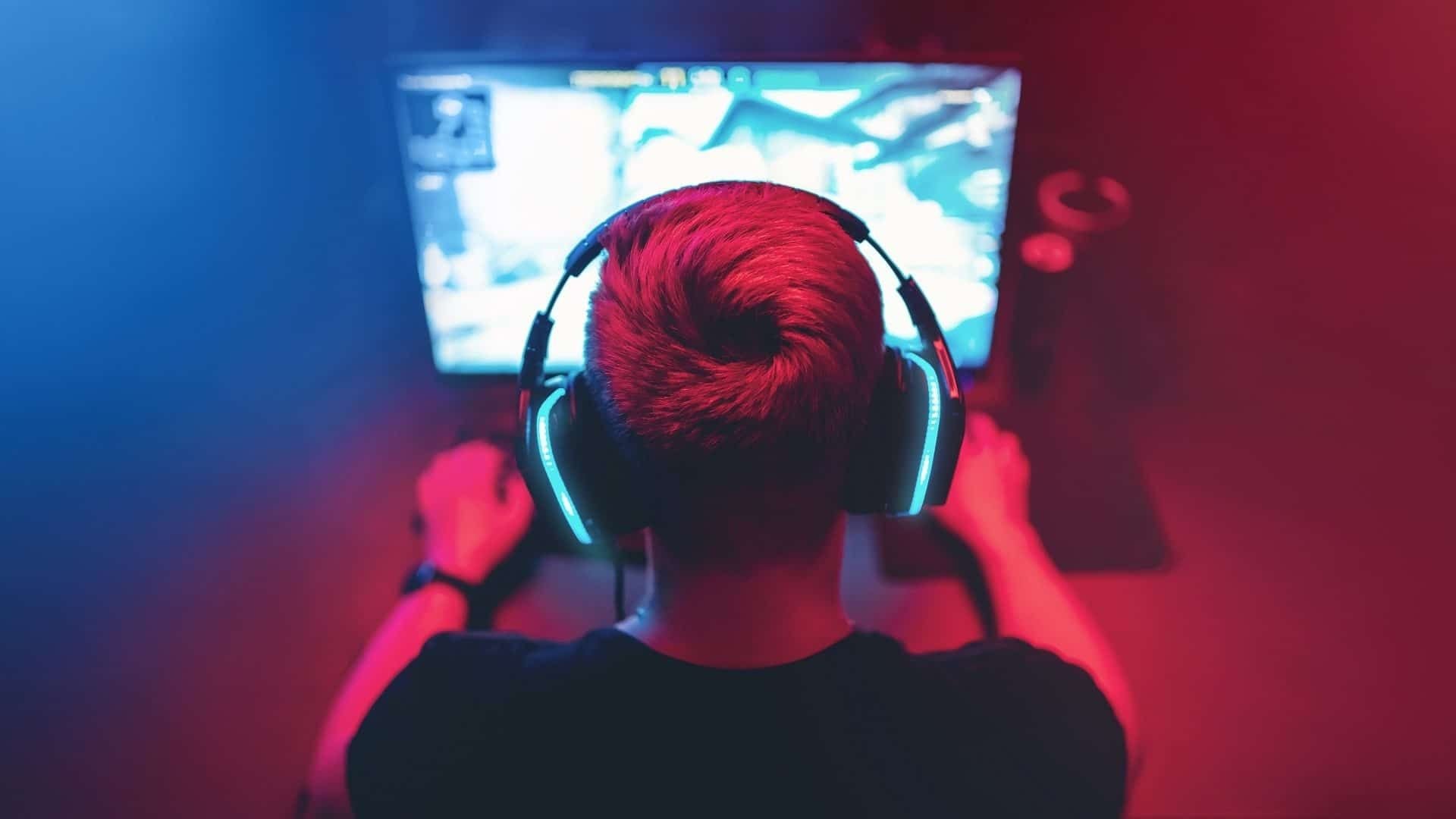 Games são a causa da violência com armas, diz político dos Estados Unidos O secretário de Saúde e Serviços Humanos dos Estados Unidos, Robert F. Kennedy Jr., afirmou em coletiva de imprensa recente que os videogames podem estar entre as possíveis causas da violência armada no país. Games são a causa da violência com armas, diz político dos Estados Unidos