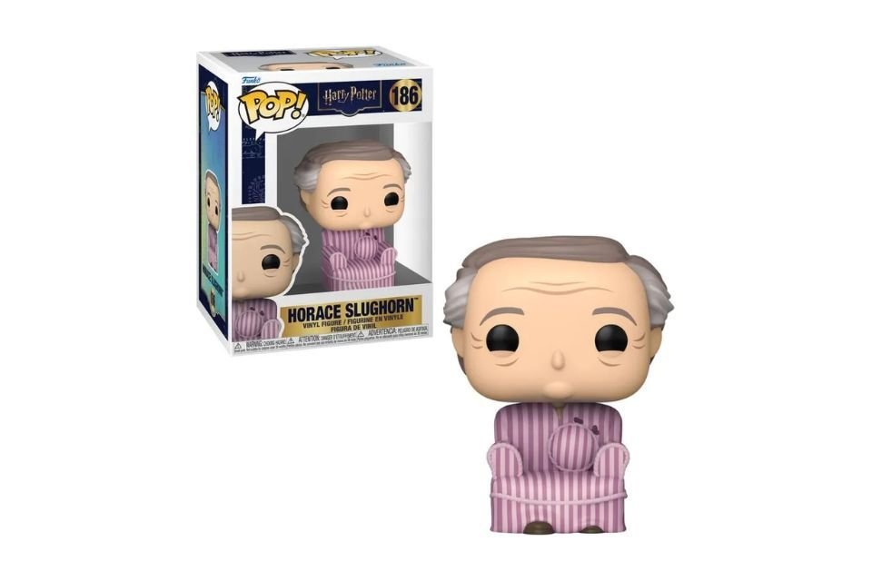 Novos Funkos de Harry Potter estão na loja oficial da Funko; confira A saga Harry Potter segue conquistando gerações, unindo fãs em todo o mundo e inspirando coleções de itens exclusivos. Além dos livros e filmes, os colecionáveis Funko Pop! se tornaram uma das formas mais populares de manter viva a magia de Hogwarts. Funko Pop! Slungorn, #186.jpg
