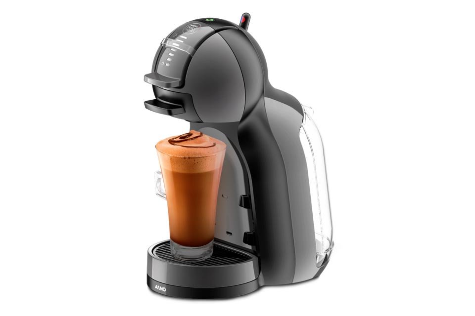 5 cafeteiras Dolce Gusto com desconto na Semana do Cliente; aproveite A Dolce Gusto é uma marca muito popular graças às suas cafeteiras expresso modernas e práticas. Usando cápsulas, elas permitem preparar cafés, chocolates e outras bebidas com rapidez e aquele gostinho delicioso de preparos profissionais sem sair de casa. dolce-gusto-mini-me-960x640.jpg