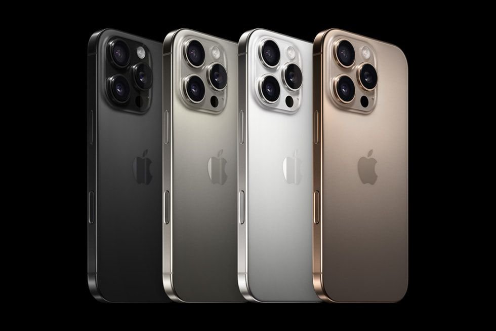 Prejuízo de R$ 12 mil: brasileiro compra iPhones no Paraguai e recebe pedras A compra de iPhones no Paraguai, por um preço menor, acabou em prejuízo para um comerciante brasileiro. Dois dos sete iPhones 16 Pro Max adquiridos por ele em Cidade do Leste foram trocados por caixas com pedras e papelão, conforme noticiou o g1 na última quarta-feira (17). iphone-16-pro-max