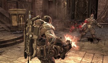 Gears of War 2 consegue superar as barreiras de seu predecessor