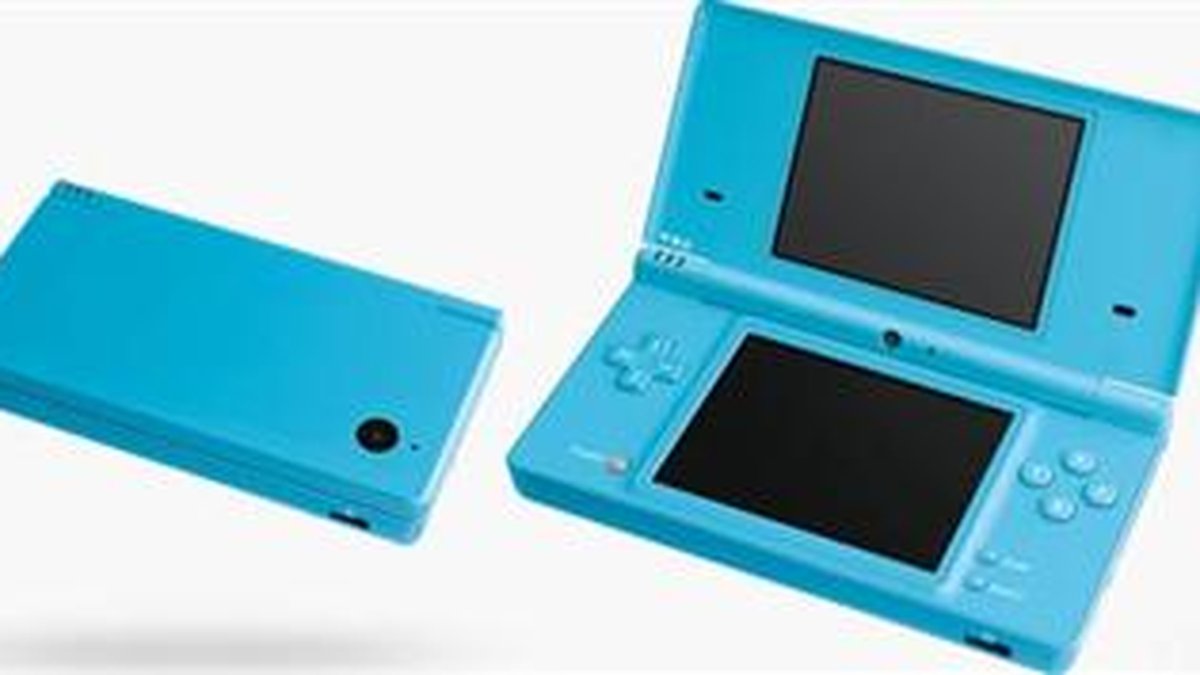 Compare Nintendo DS Lite Vs DSi: GameStock