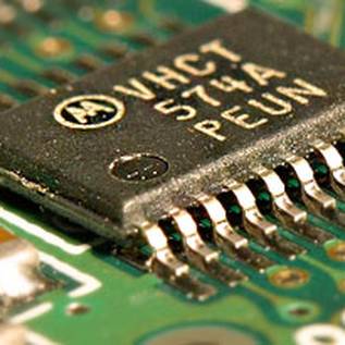 Imagem de Economia, vendas de PCs e estoques desfavorecem chips