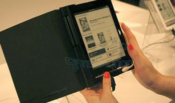 Reader Wi-Fi com capa é o Kindle da Sony